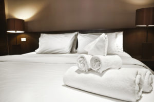 towels on hotel bed